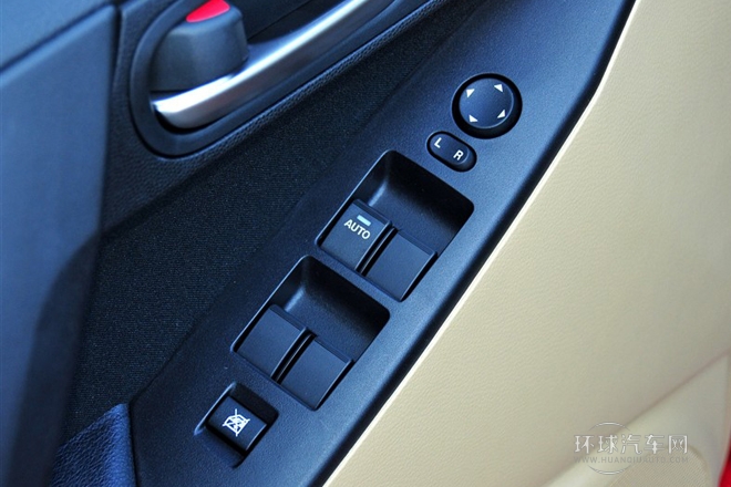 2011款 三廂 1.6L 自動舒適型