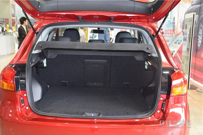 2013款 2.0L 自動四驅(qū)旗艦版