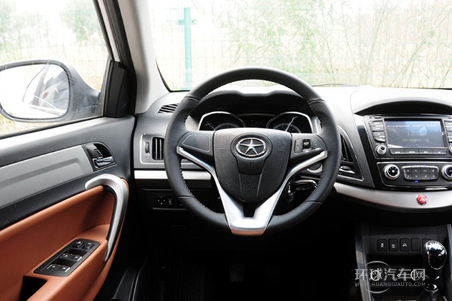 2013款 2.0L 手動尊貴版