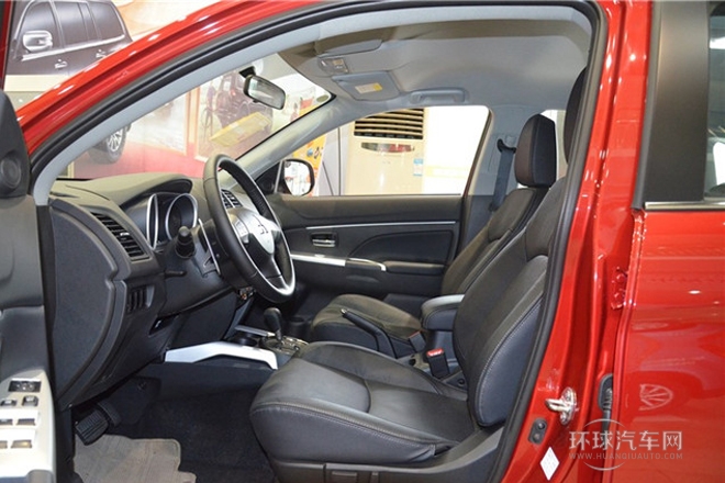 2013款 2.0L 自動四驅旗艦版