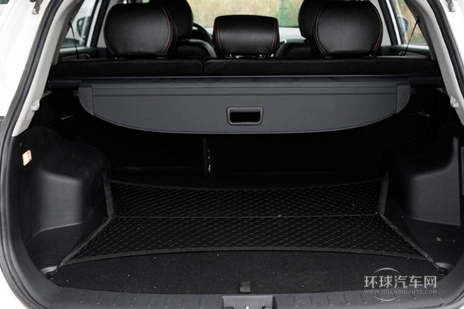 2013款 2.0L 手動尊貴版