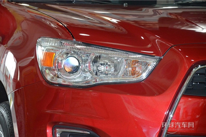 2013款 2.0L 自動四驅旗艦版