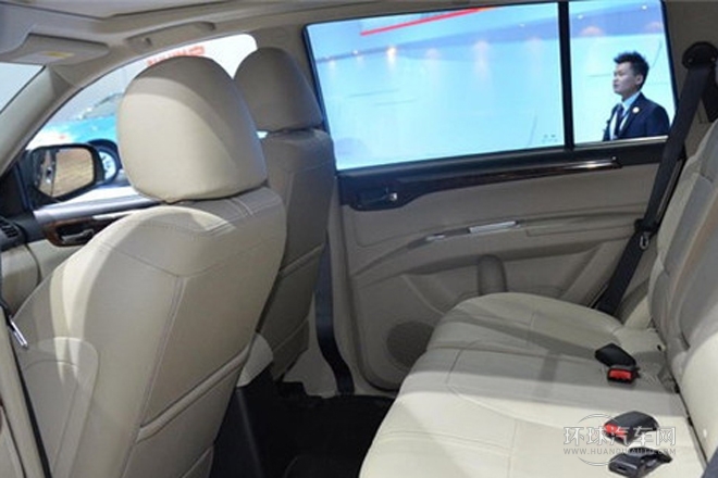 2014款 3.0L 自動四驅行政版