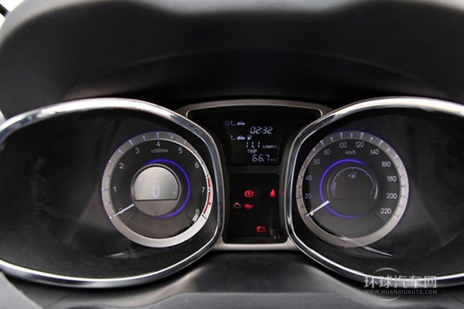 2013款 2.0T 手動新銳版