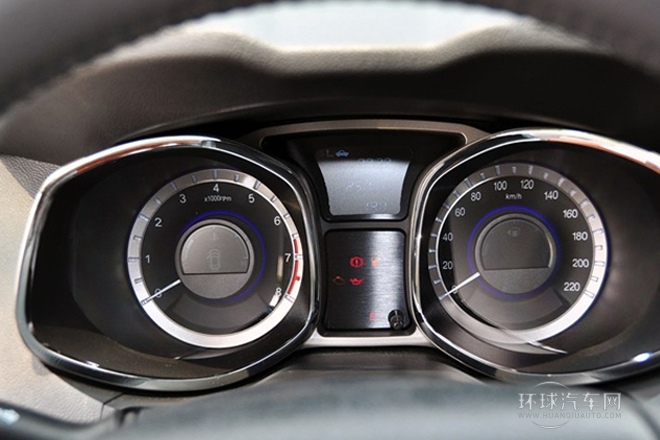 2013款 2.0T 手動尊享版