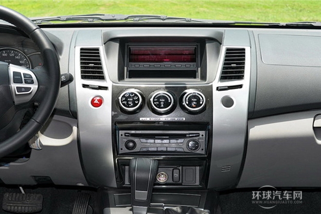 2013款 2.4L 手動(dòng)兩驅(qū)舒適版