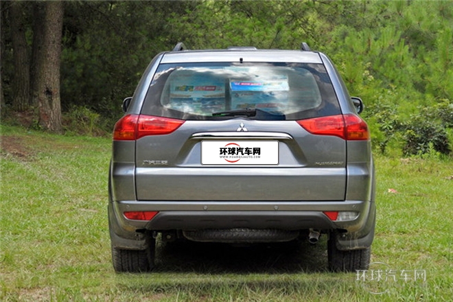 2013款 2.4L 手動兩驅舒適版