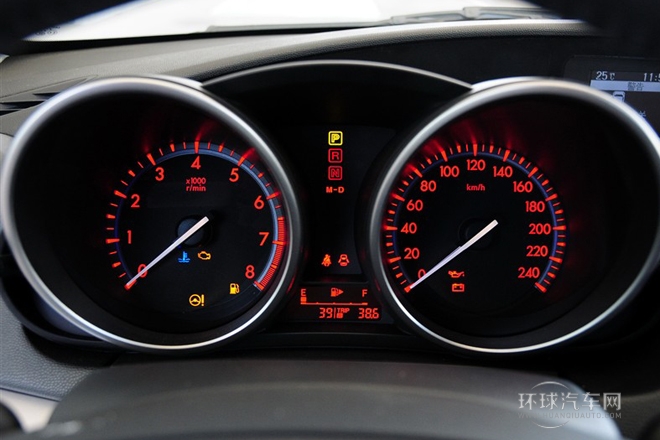 2011款 三廂 2.0L 自動(dòng)豪華型