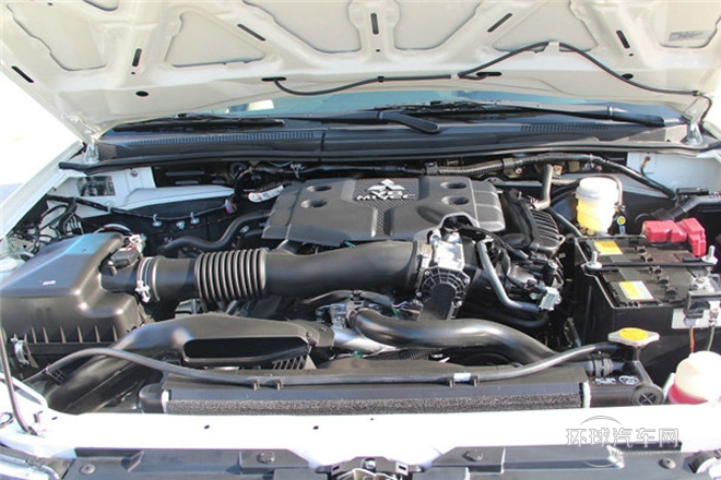 2013款 3.0L 自動兩驅豪華版