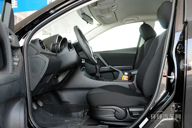 2012款 兩廂 1.6L 手動(dòng)舒適型