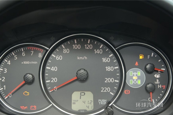 2013款 3.0L 自動(dòng)四驅(qū)旗艦版