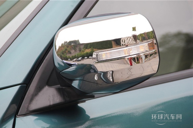 2013款 3.0L 自動四驅(qū)旗艦版