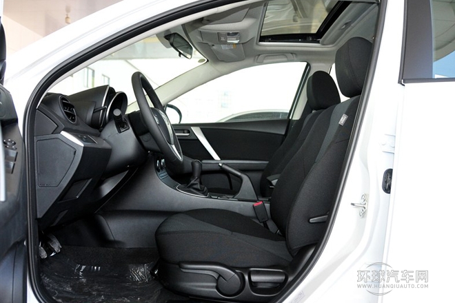 2012款 兩廂 2.0L 手動運動型