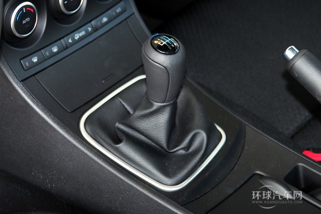 2012款 兩廂 2.0L 手動運動型