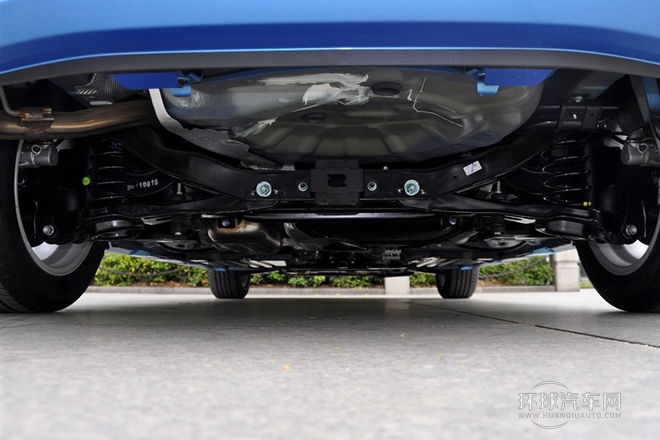 2012款 兩廂 2.0L 自動豪華型