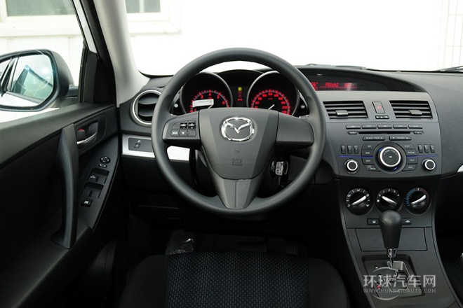 2013款 兩廂 1.6L 自動精英型