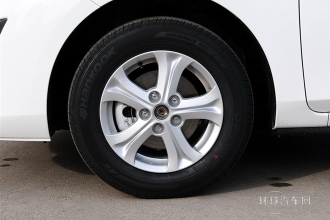 2013款 三廂 1.6L 手動精英型