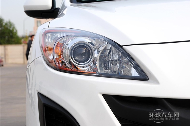 2013款 三廂 1.6L 手動精英型