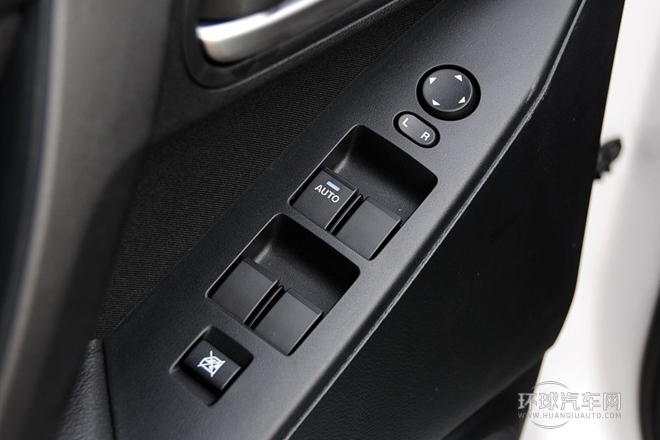 2013款 三廂 1.6L 自動精英型