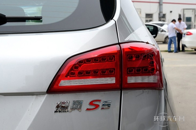 2014款 2.0T 手動新銳版