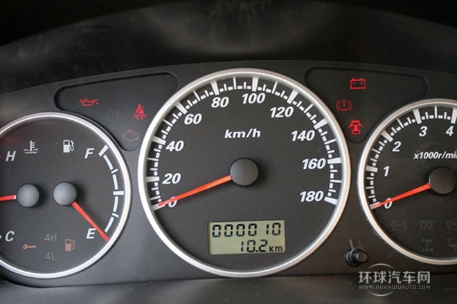 2014款 2.5T V1 兩驅(qū)標(biāo)準(zhǔn)型大雙排4B2-95C43