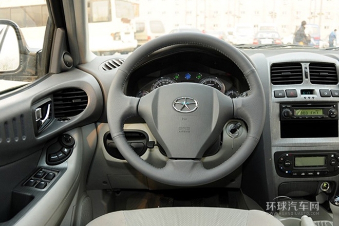 2013款 2.0L 兩驅豪華版