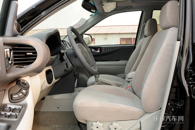 2013款 2.0L 兩驅豪華版