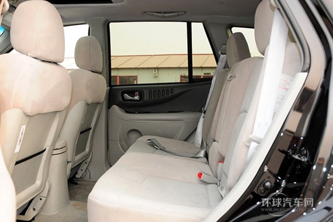 2013款 2.0L 兩驅豪華版