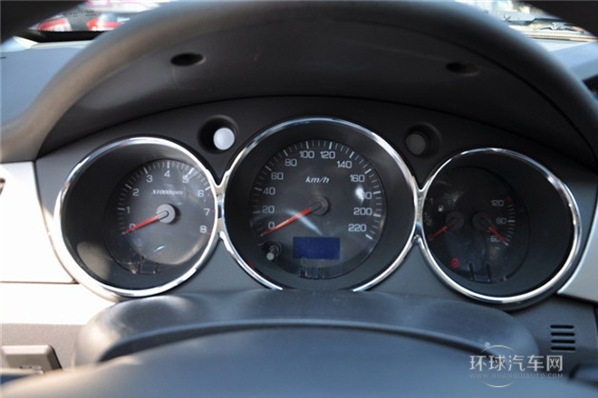 2014款 1.6L 手動感恩版CNG