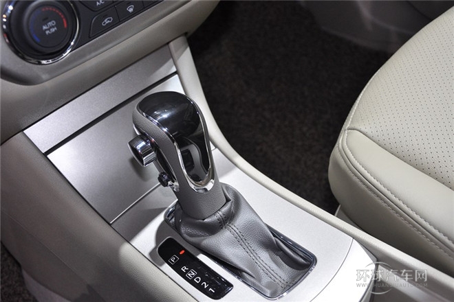 2014款 1.6L 自動(dòng)豪華型