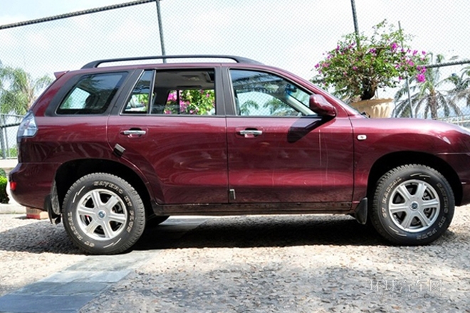 2013款 2.0T 四驅公務版