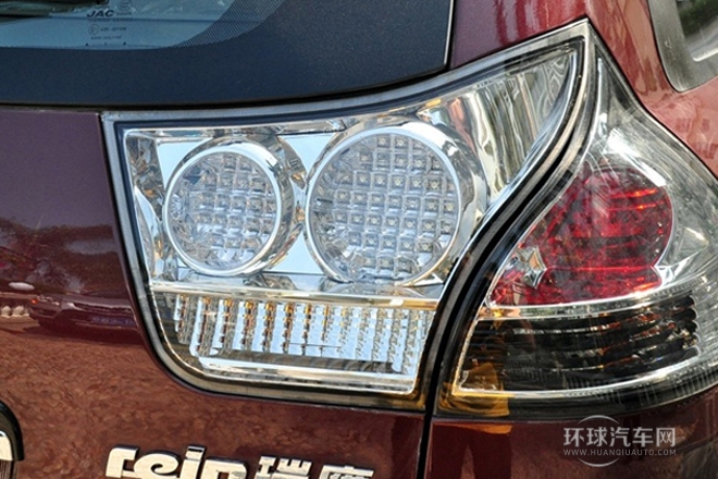 2013款 2.0T 四驅公務版