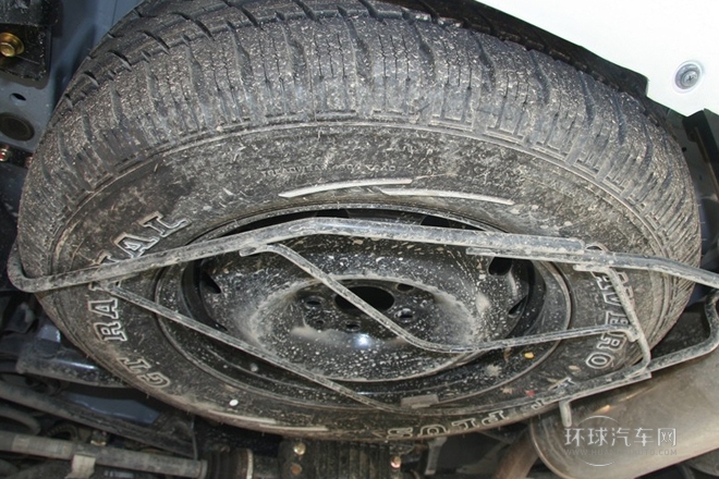 2013款 2.4L 四驅(qū)豪華版