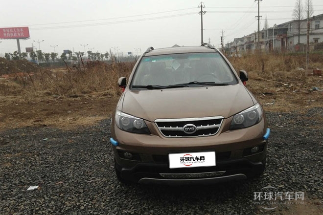 2013款 勁悅版 2.4L 手動尊貴型