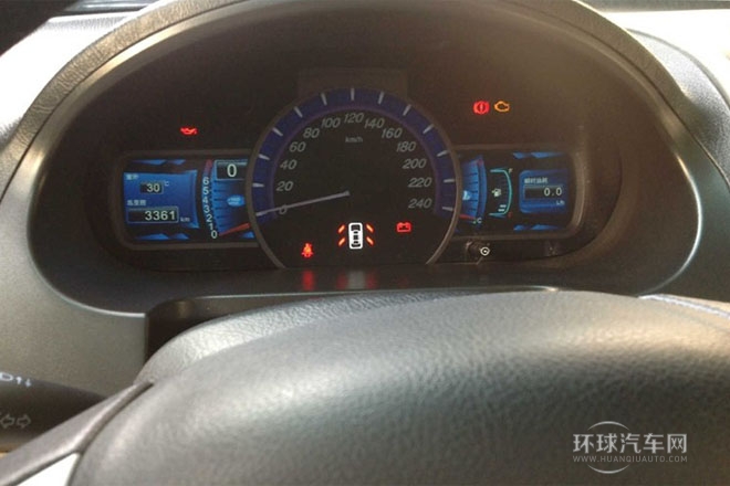 2013款 勁悅版 2.4L 手動尊貴型