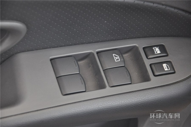 2014款 2.0L CVT豪華型