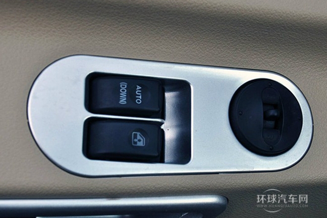 2011款 2.8T舒適版國IV