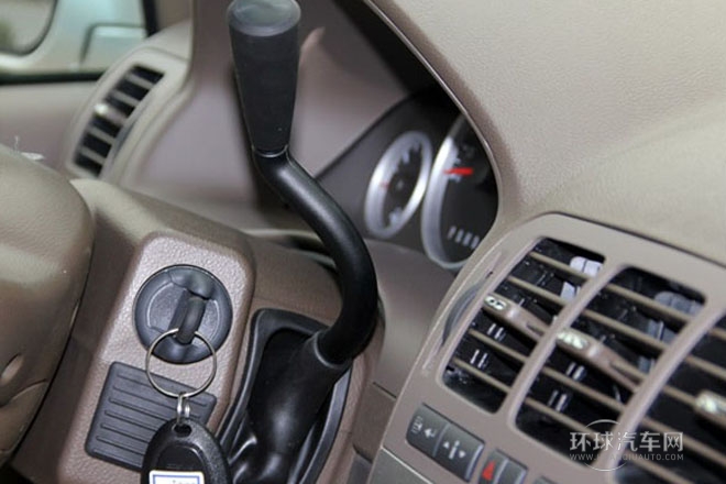 2014款 2.4L 舒適版