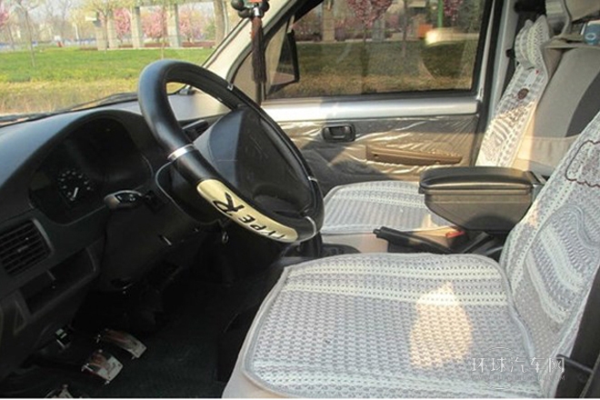 2012款 1.2L 雙排基本型