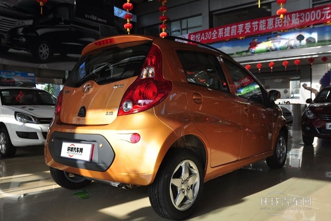 2012款 CROSS 1.0L 豪華型