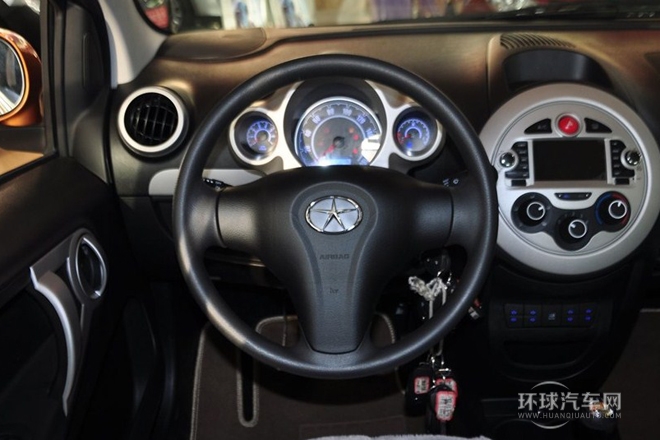 2012款 CROSS 1.0L 豪華型
