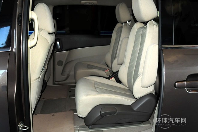 2013款 2.4L CT豪華商務舒適版