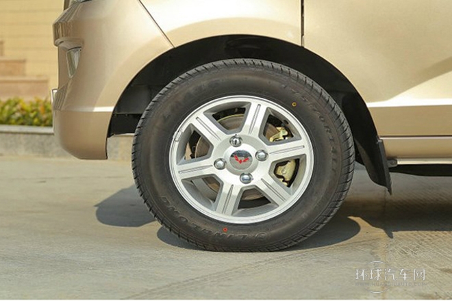 2014款 1.5LS 標(biāo)準(zhǔn)型