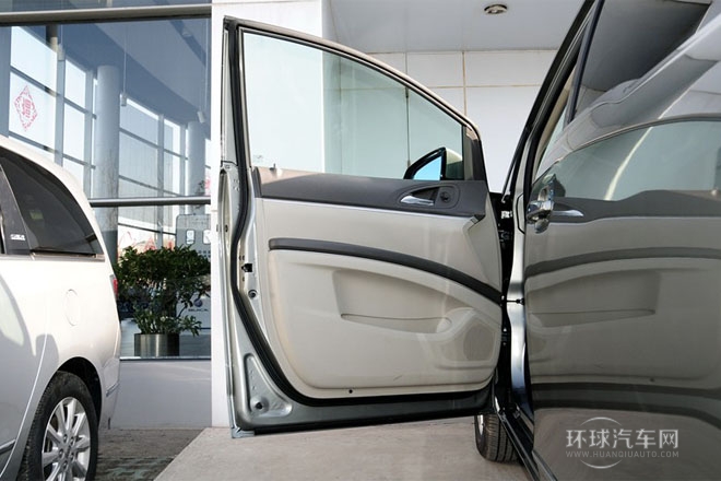 2013款 3.0L GT豪華商務豪雅版