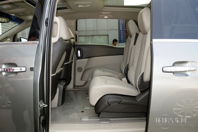 2013款 3.0L GT豪華商務豪雅版