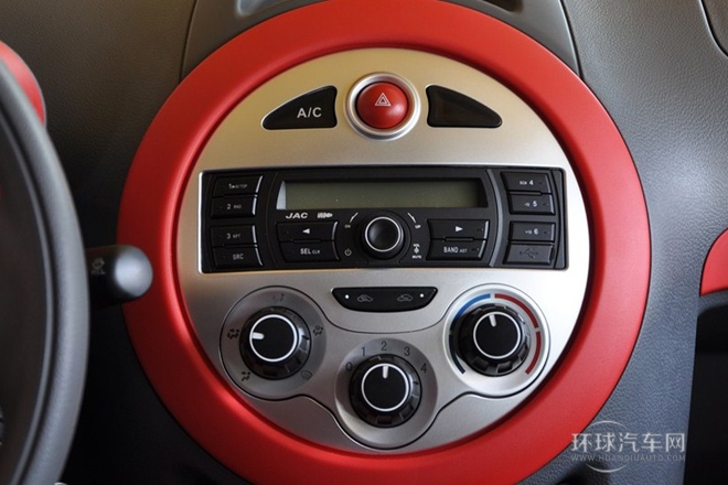 2013款 1.0L 舒適型