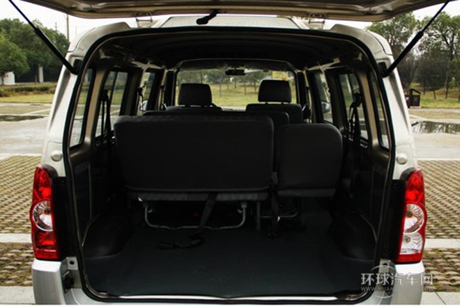 2012款 1.5L加長基本型