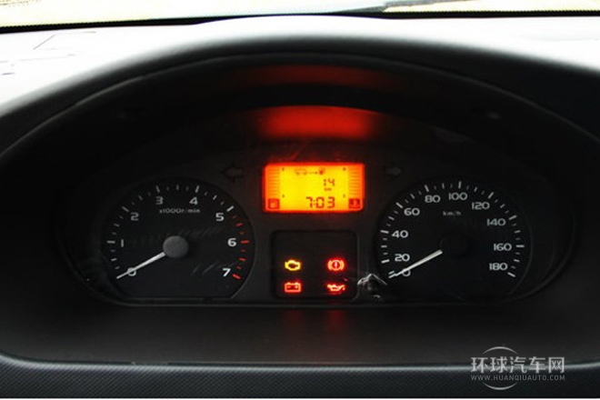 2012款 1.5L加長基本型