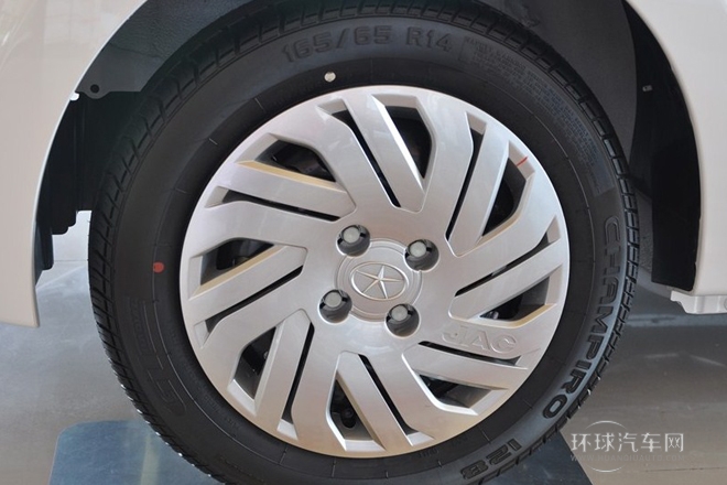 2013款 1.0L 舒適型