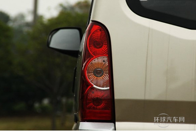 2012款 1.5L加長基本型